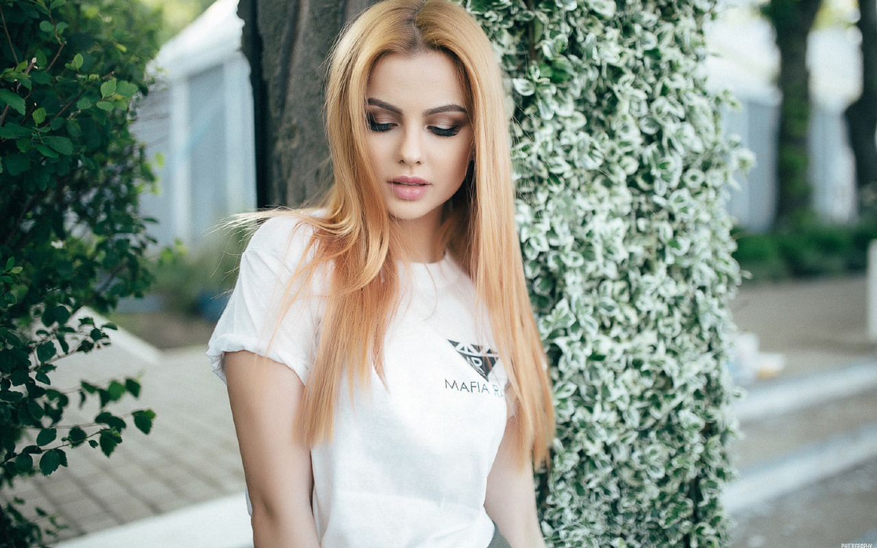 women, blonde, portrait, t-shirt, women outdoors, depth of field, lips, , , , ,   