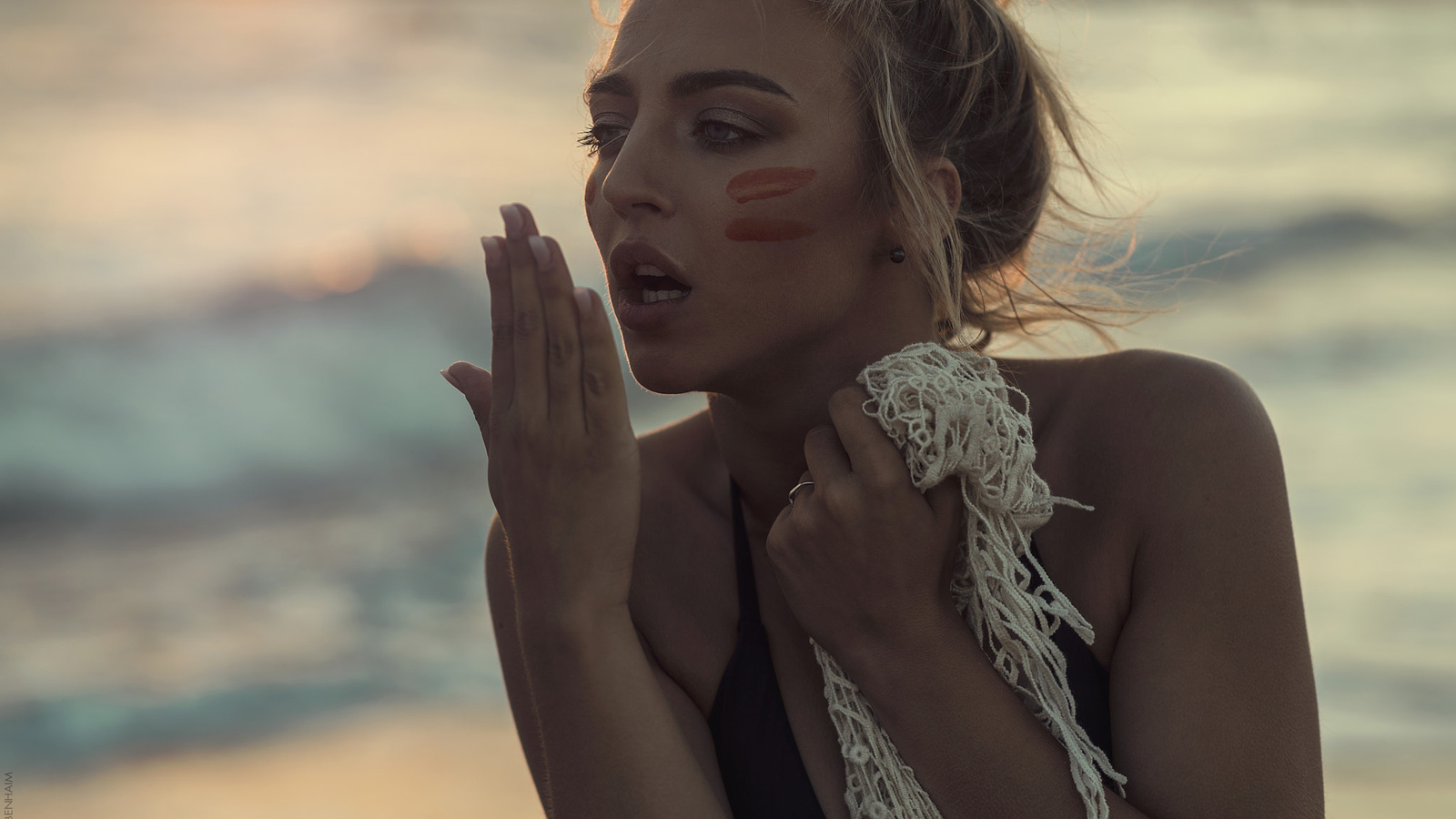 lea benattia, women, david ben haim, portrait, blonde, sea, looking away, depth of field, women outdoors, bikini top, open mouth, sunset, tanned