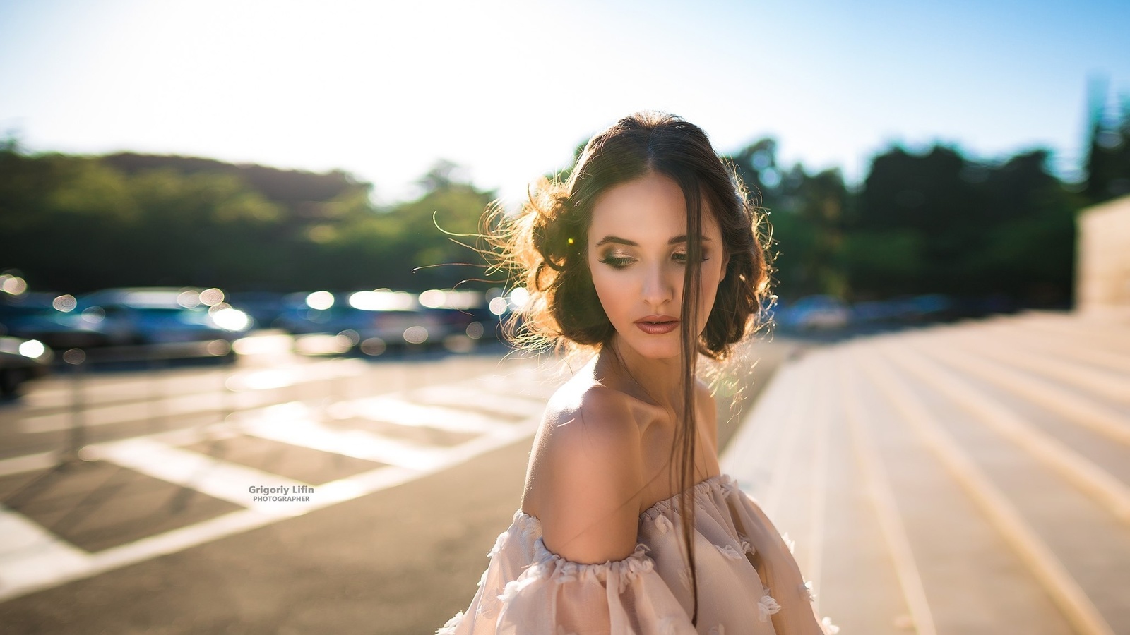 women, grigoriy lifin, bare shoulders, depth of field, portrait, women outdoors