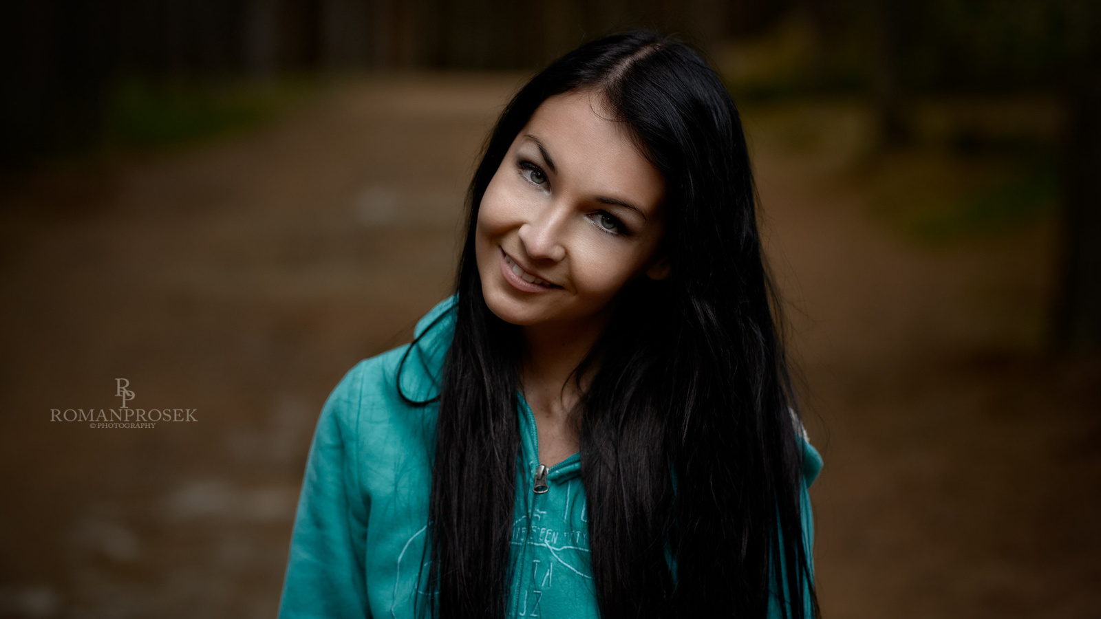 women, smiling, depth of field, portrait