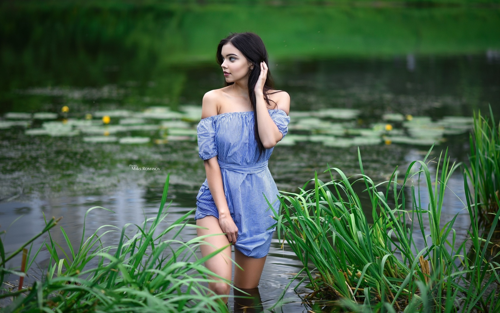 women, maksim romanov, portrait, dress, depth of field, water, women outdoors