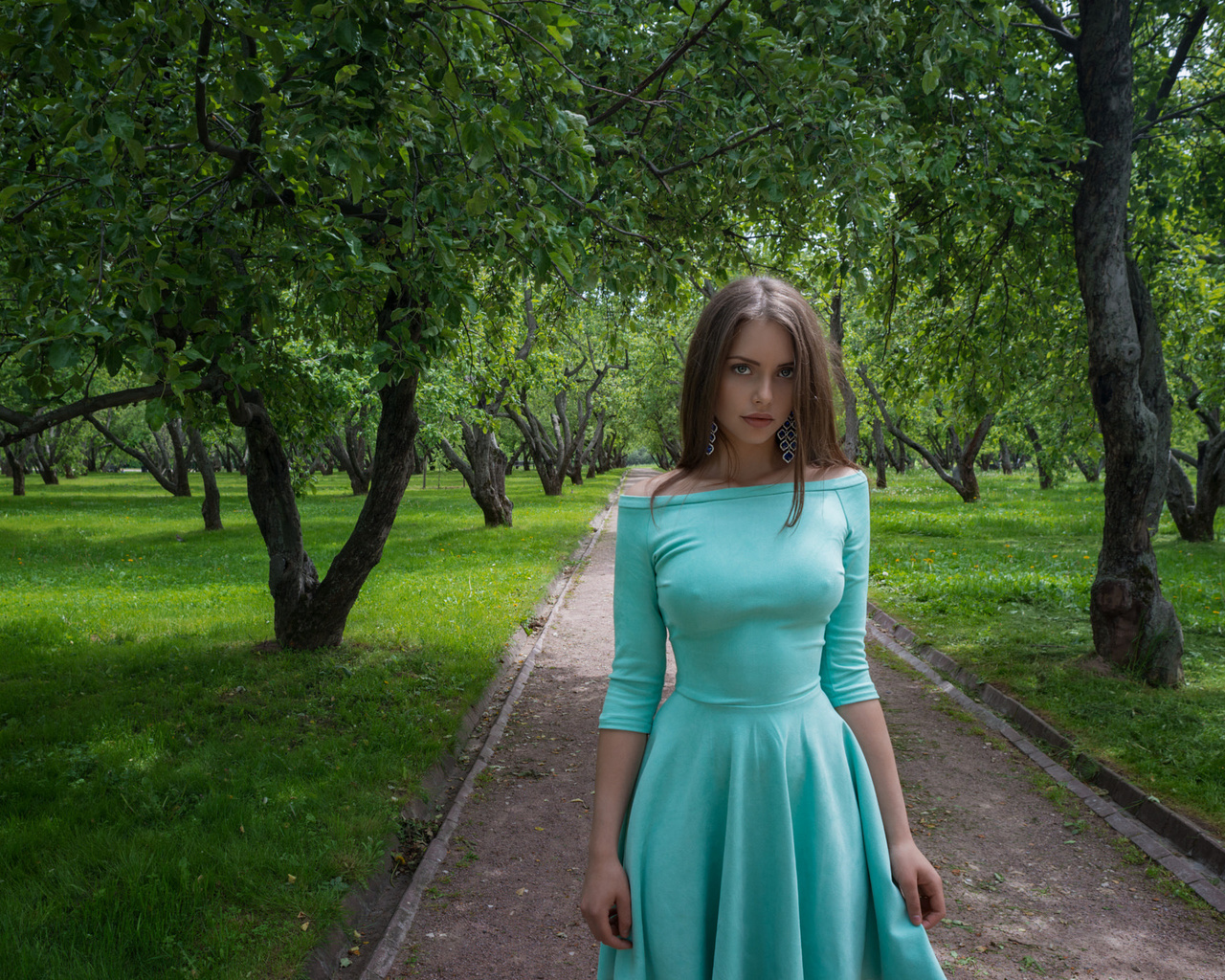 women, trees, portrait, dress, nipple through clothing, women outdoors