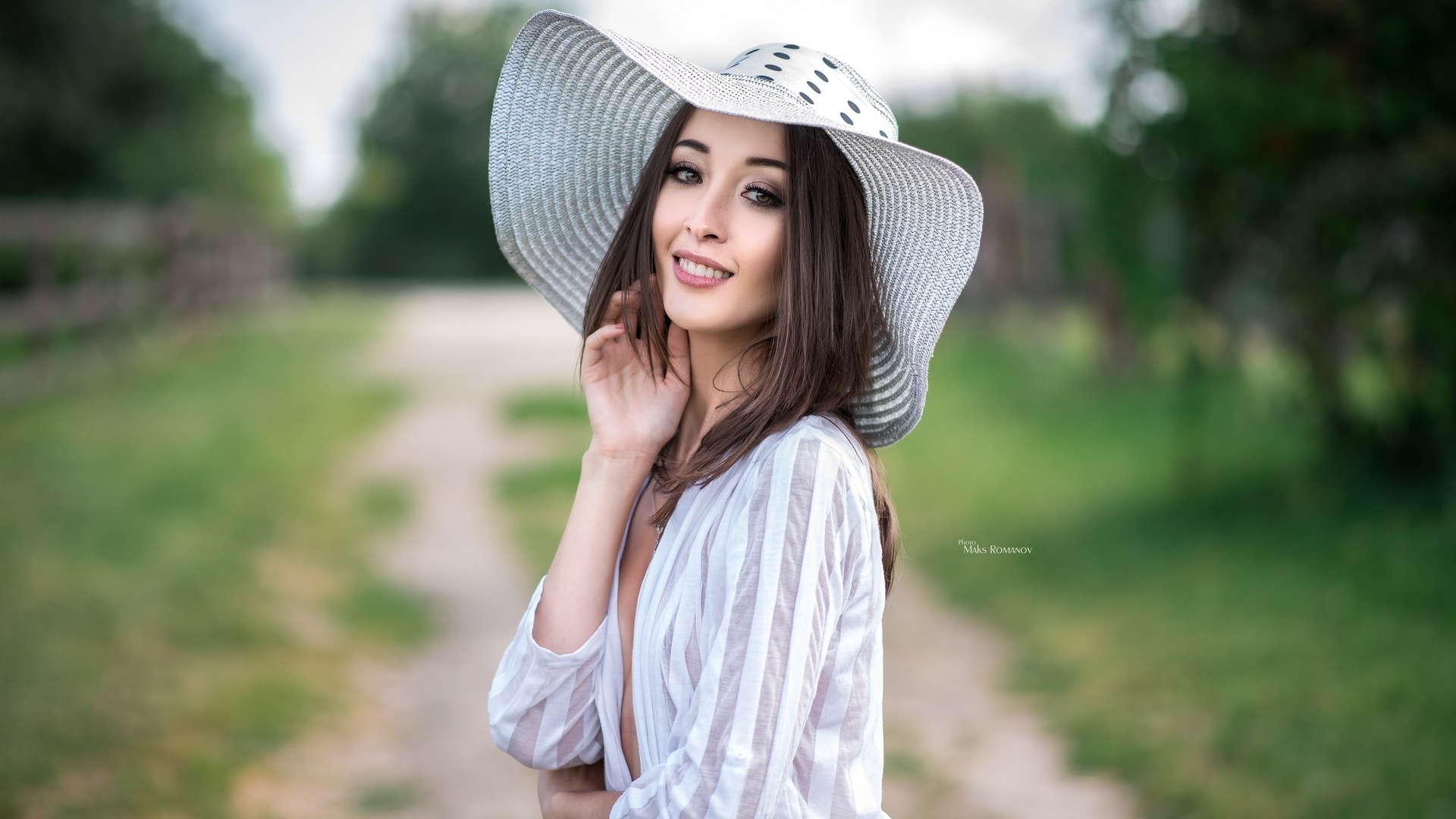 women, hat, portrait, maksim romanov, depth of field, smiling, women outdoors