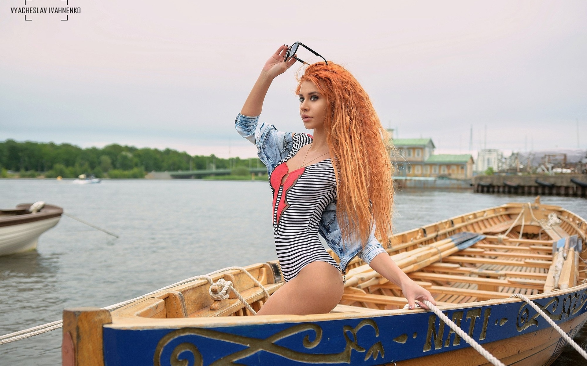 women, ass, redhead, women outdoors, tanned, one-piece swimsuit, sunglasses, boat, dana bounty