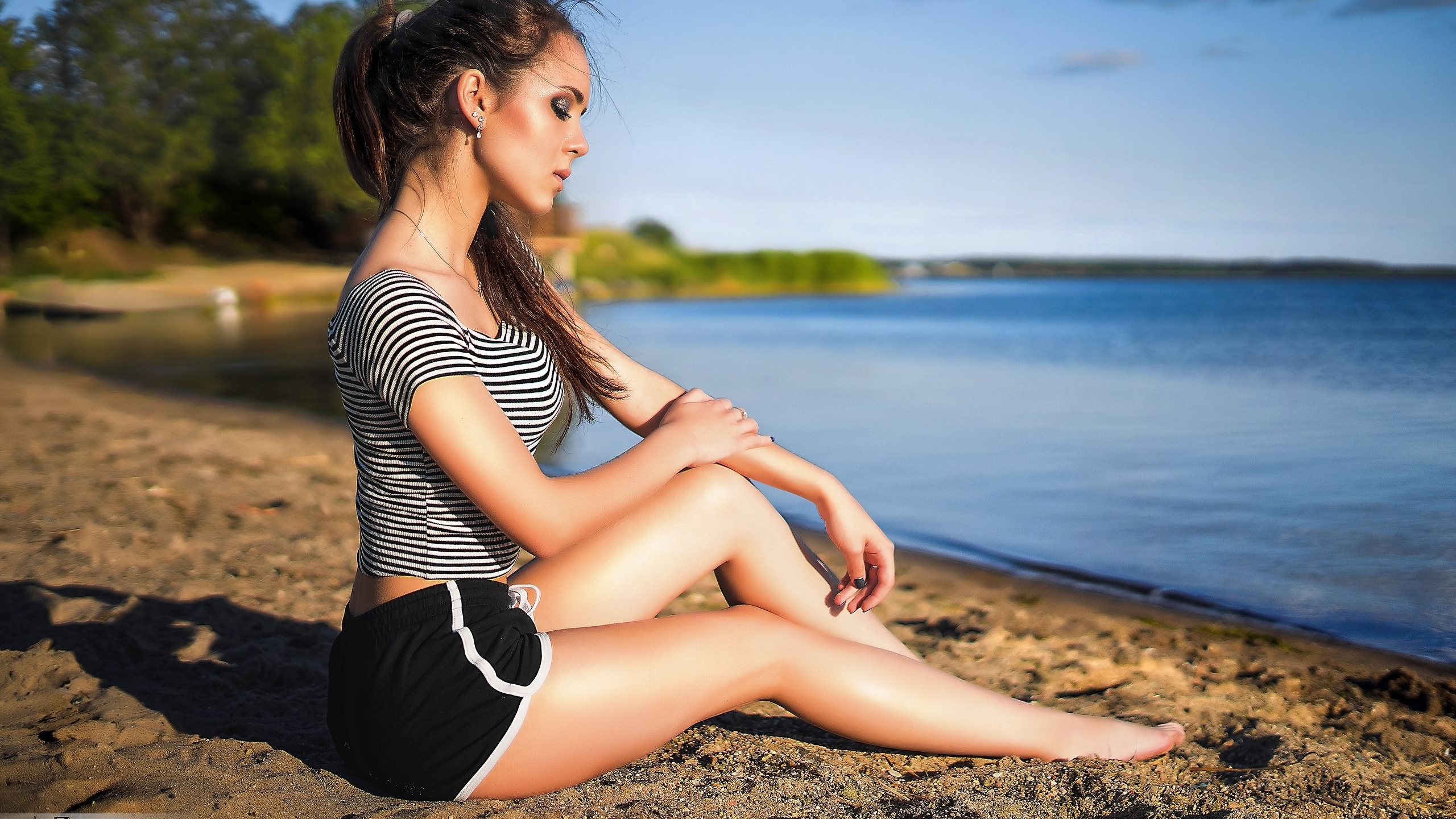 women, tanned, sitting, shorts, short shorts, sand, sea, women outdoors, 