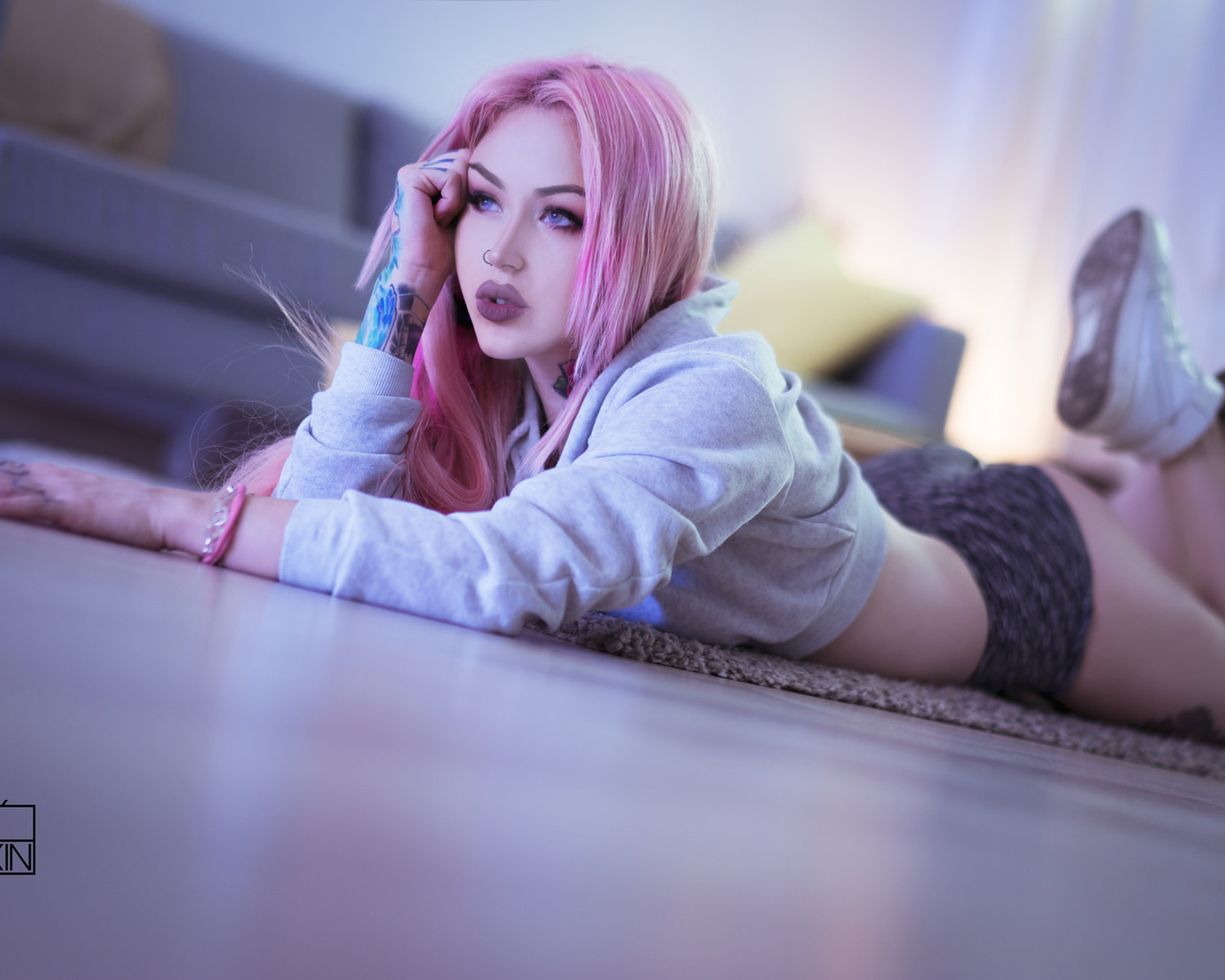 women, pink hair, dyed hair, ass, sneakers, sweater, short shorts, tattoo, nose rings, looking away, couch, depth of field, on the floor