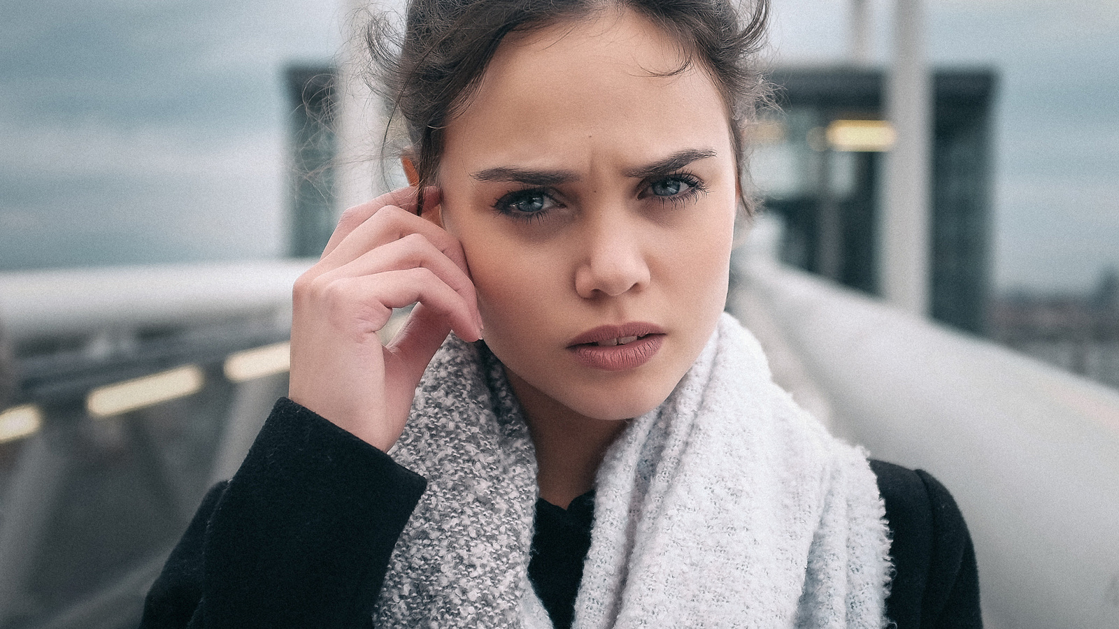 women, face, portrait, depth of field, women outdoors, scarf