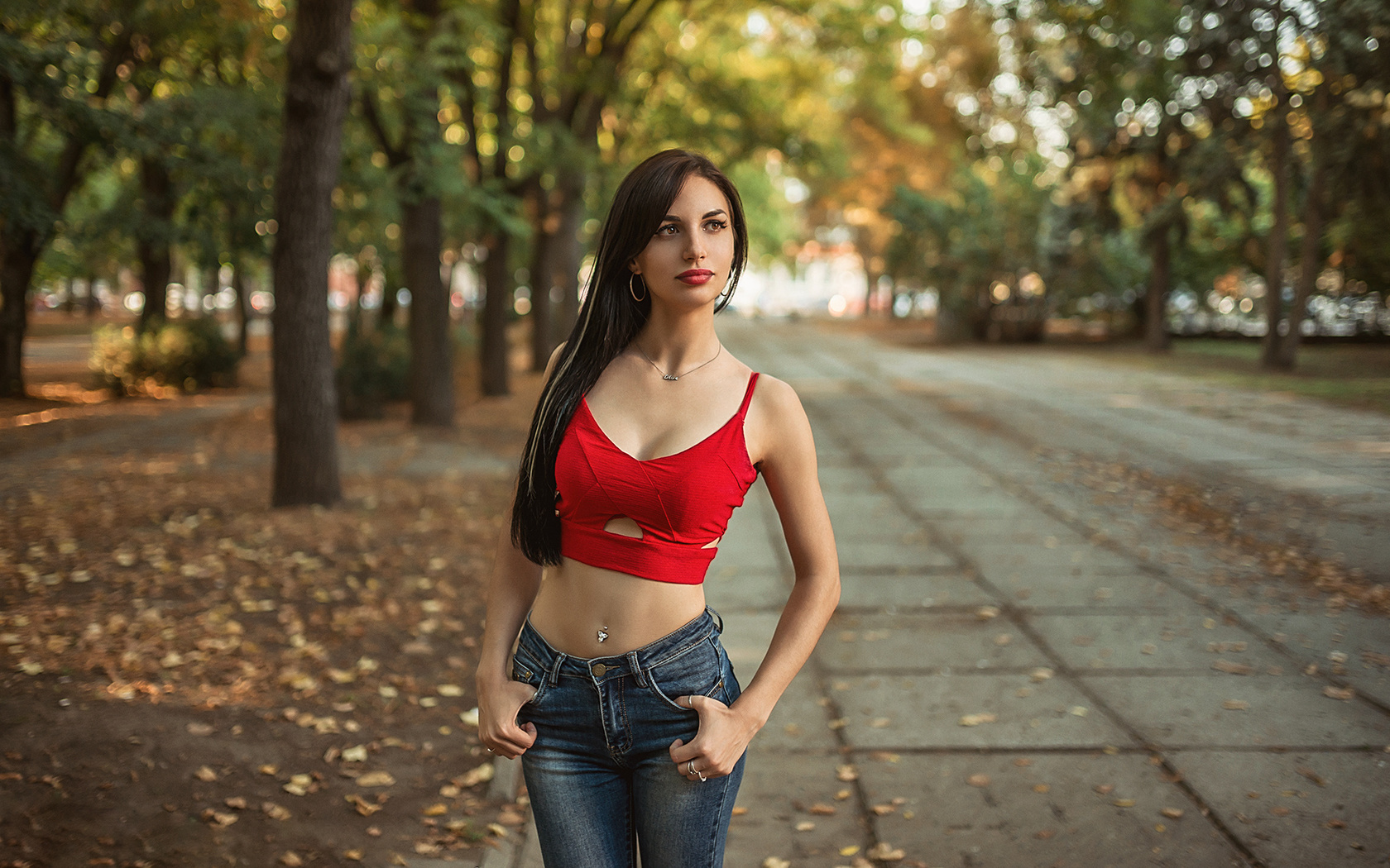 women, portrait, brunette, belly, pierced navel, jeans, depth of field, trees, women outdoors, necklace, red lipstick, looking away