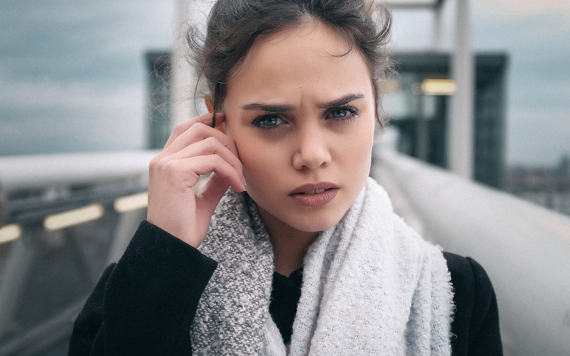 women, face, portrait, depth of field, women outdoors, scarf