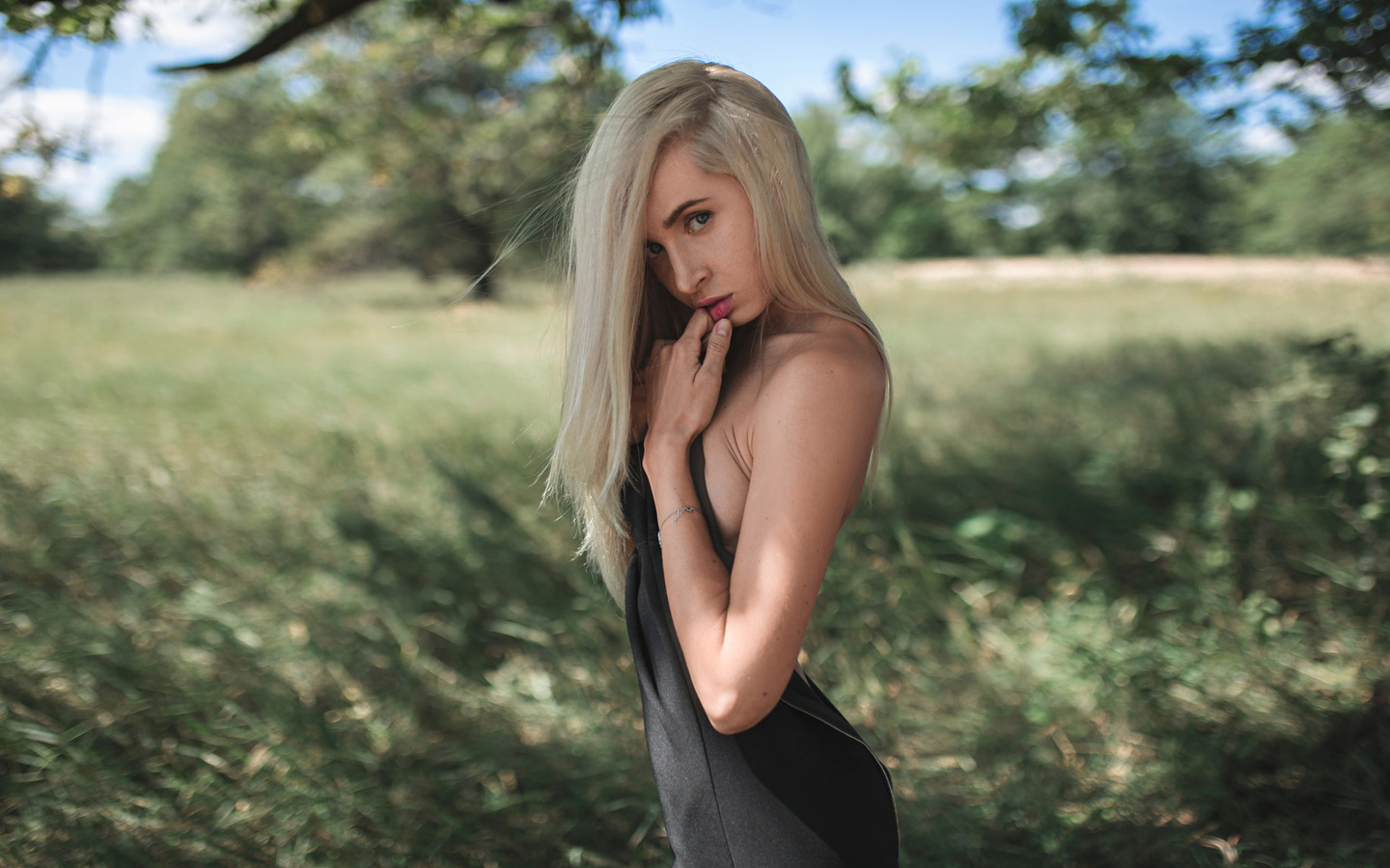 women, blonde, portrait, depth of field, women outdoors, finger on lips, black dress