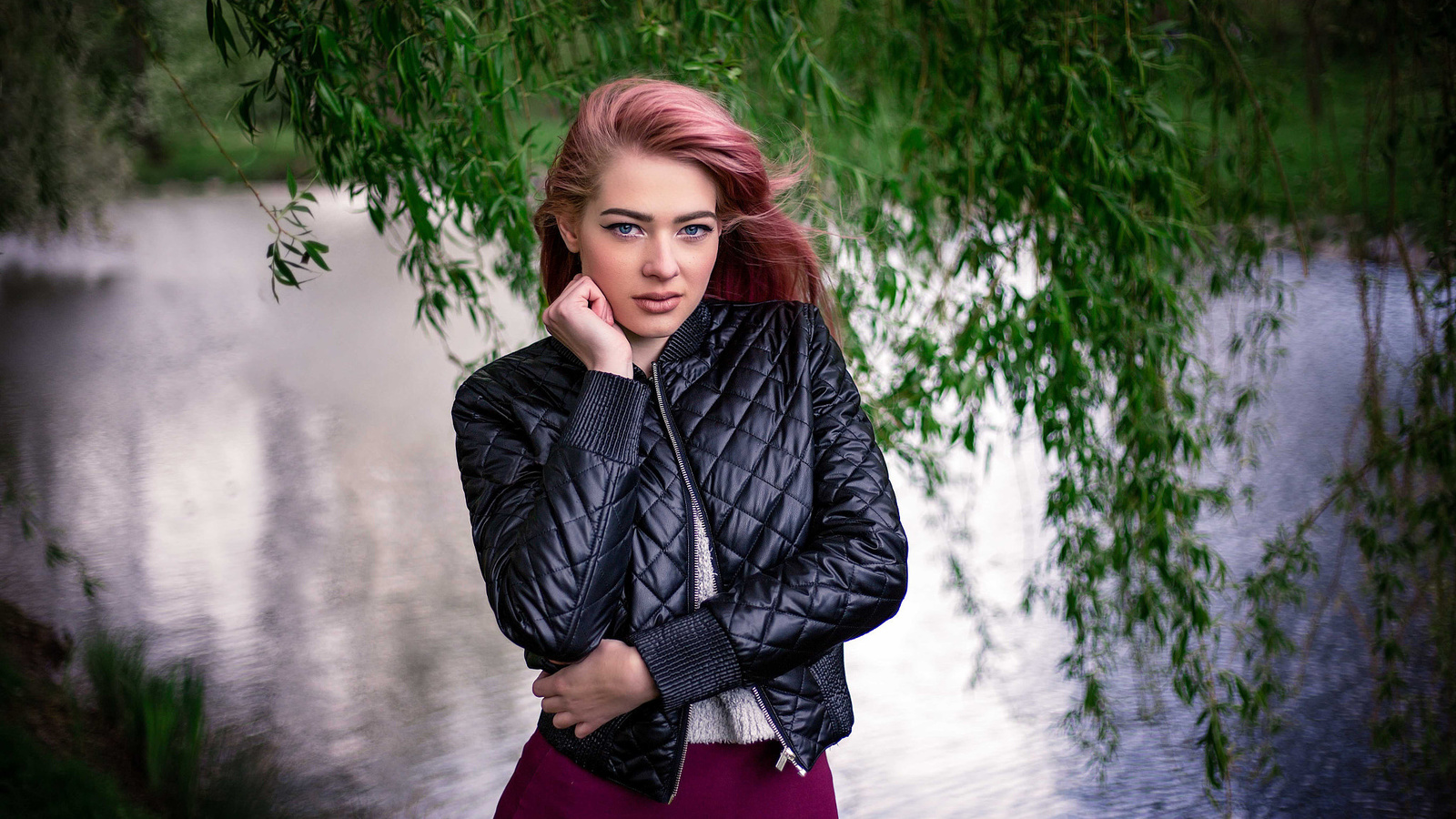 women, dyed hair, portrait, blue eyes, women outdoors, depth of field, leather jackets, cyril max