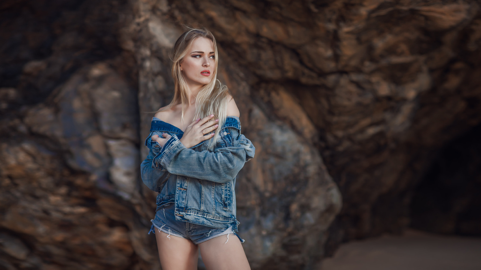 women, blonde, jean shorts, portrait, denim, looking away