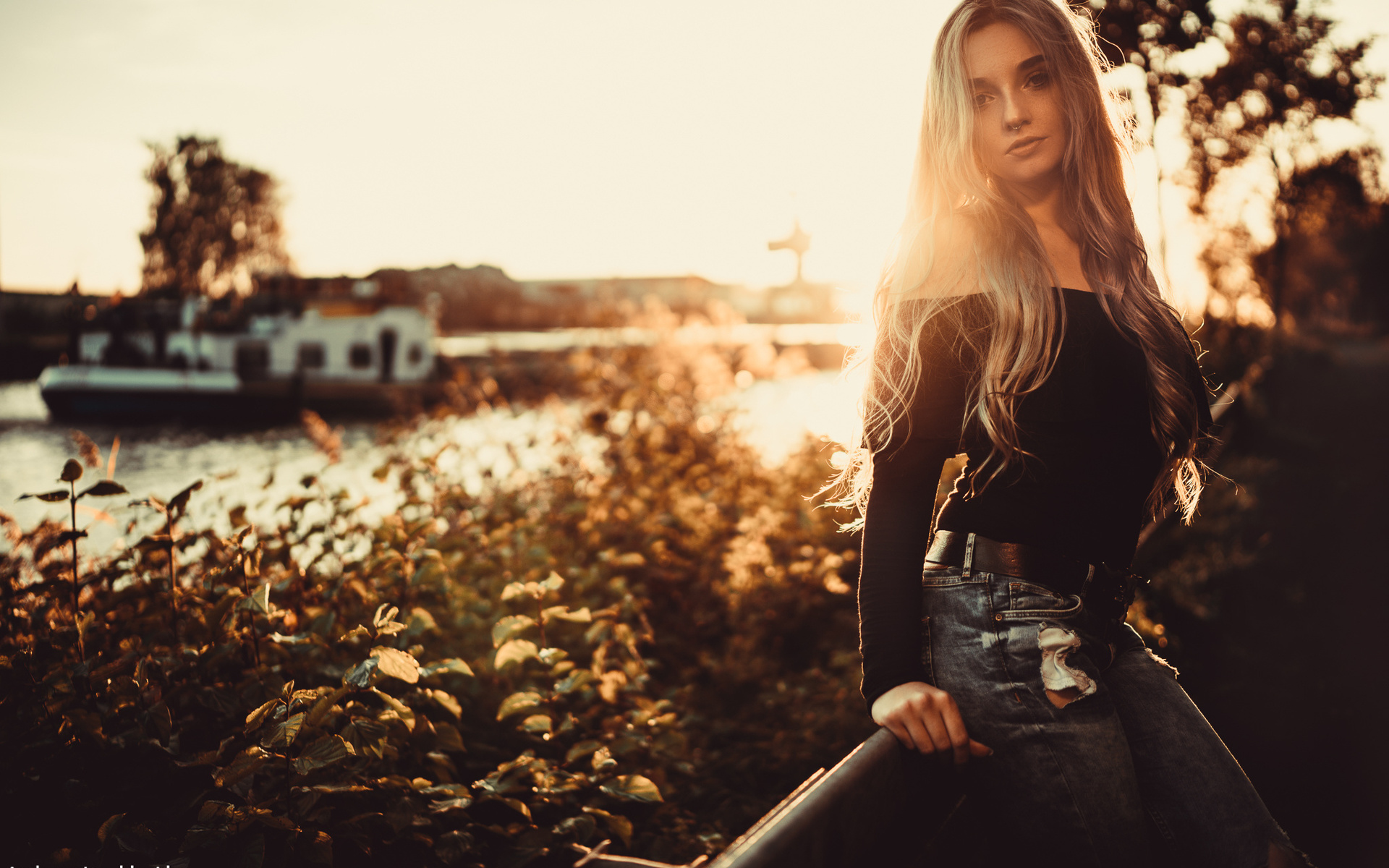 women, blonde, portrait, nose rings, torn jeans, depth of field, women outdoors, andreas-joachim lins, long hair