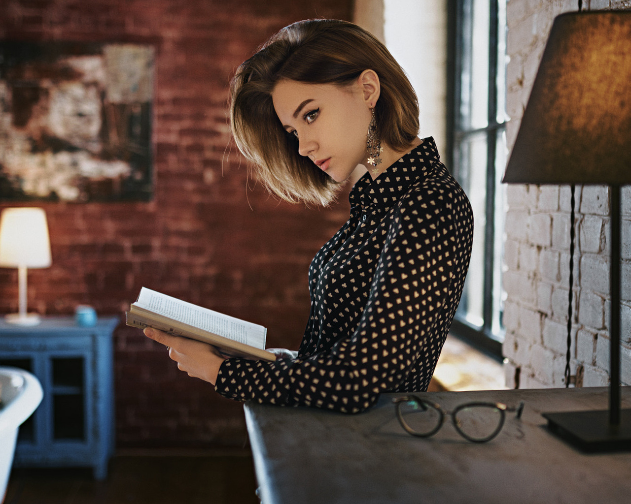 women, portrait, lamp, glasses, books, looking away, sergey fat