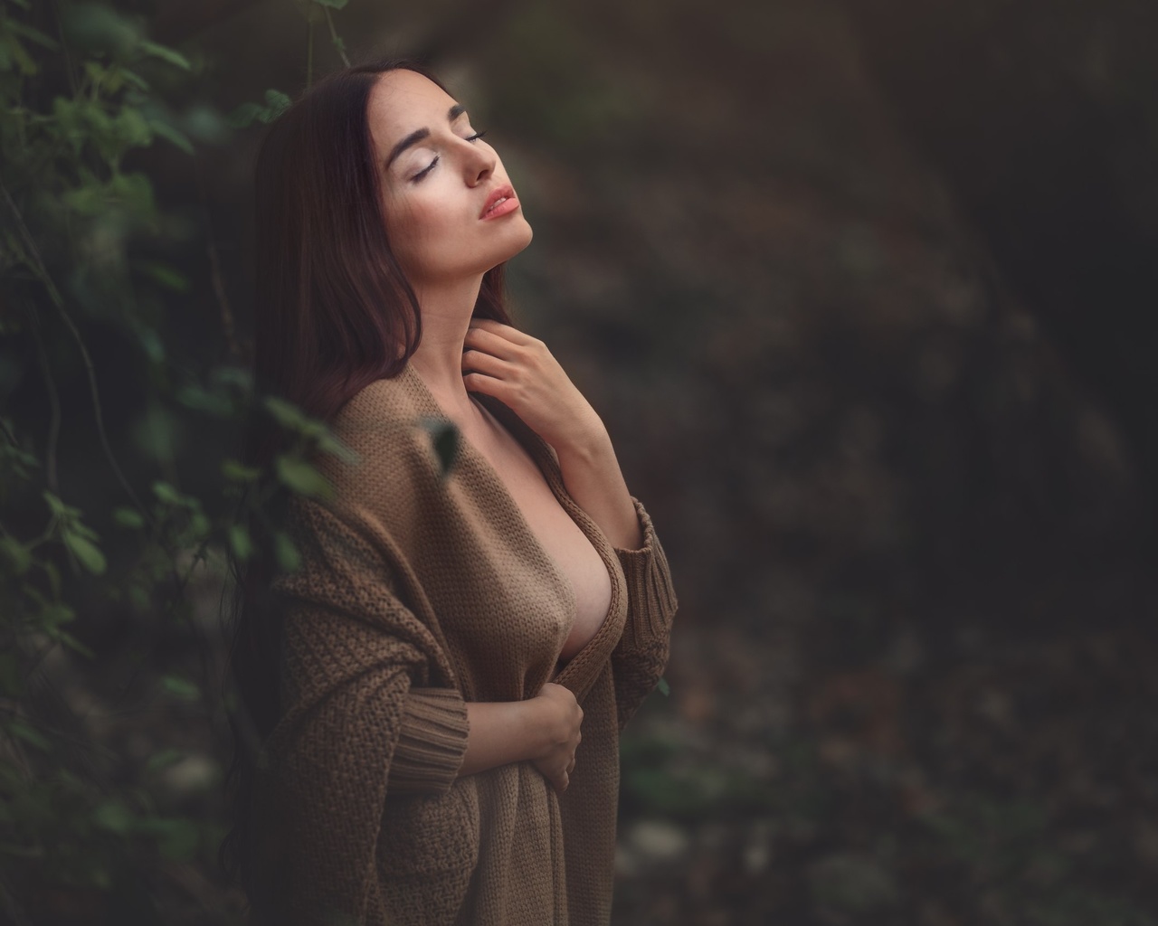 women, closed eyes, boobs, depth of field, women outdoors, nipple through clothing, portrait