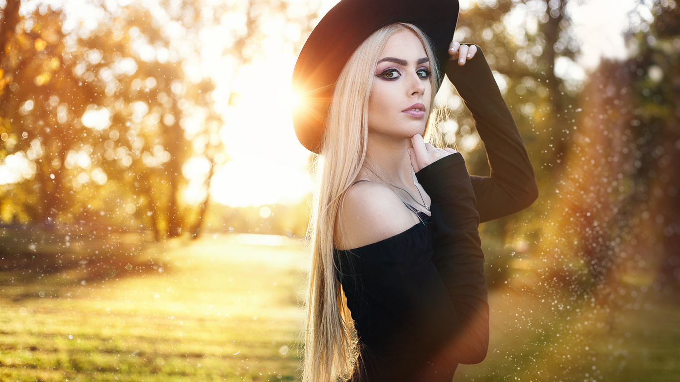 women, blonde, depth of field, black dress, hat, portrait, women outdoors, long hair, eyeliner