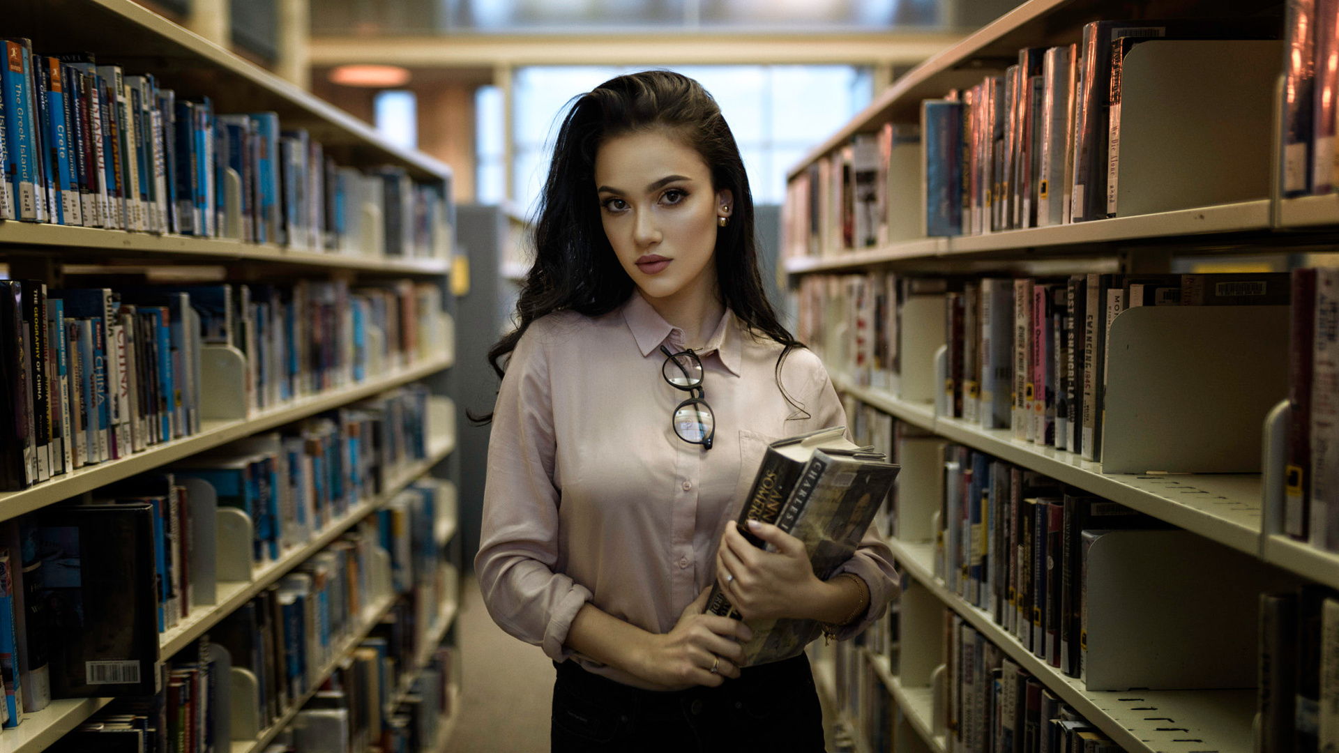 women, portrait, books, glasses, depth of field