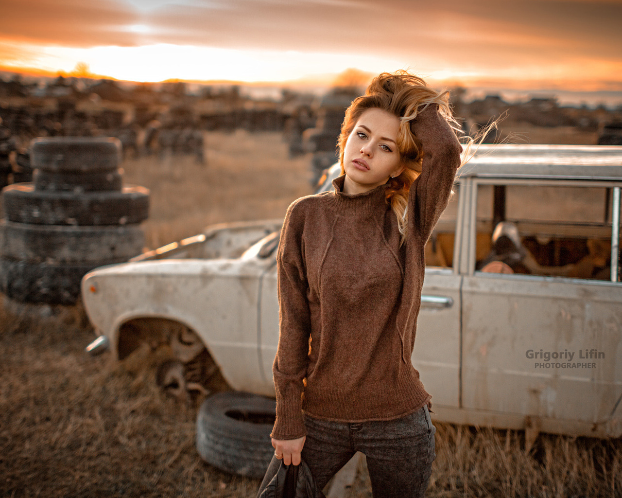 women, grigoriy lifin, sunset, blonde, portrait, depth of field, women outdoors