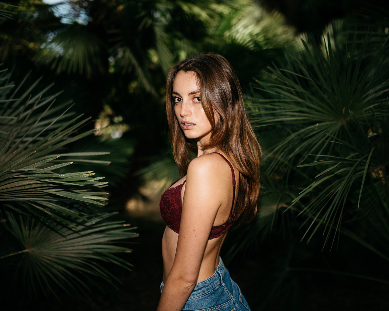 women, brunette, tanned, depth of field, denim