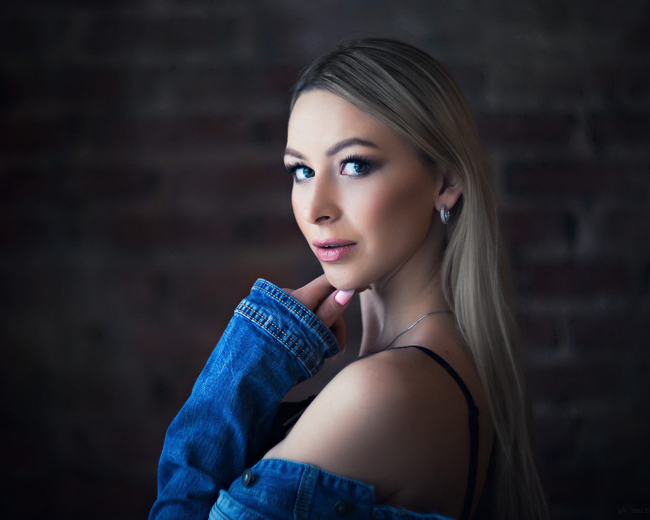 women, blonde, face, portrait, long hair, depth of field, bricks, brunette, denim