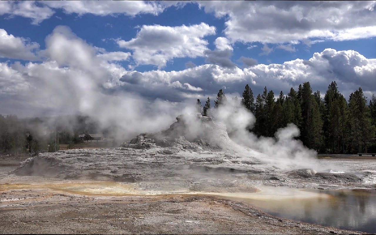 , , , , , yellowstone, wyoming, andre victor