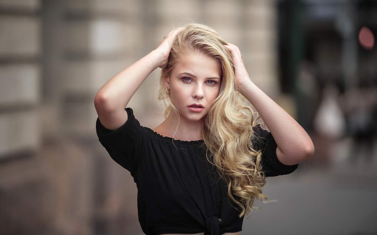 women, face, portrait, depth of field, hands on head, women outdoors