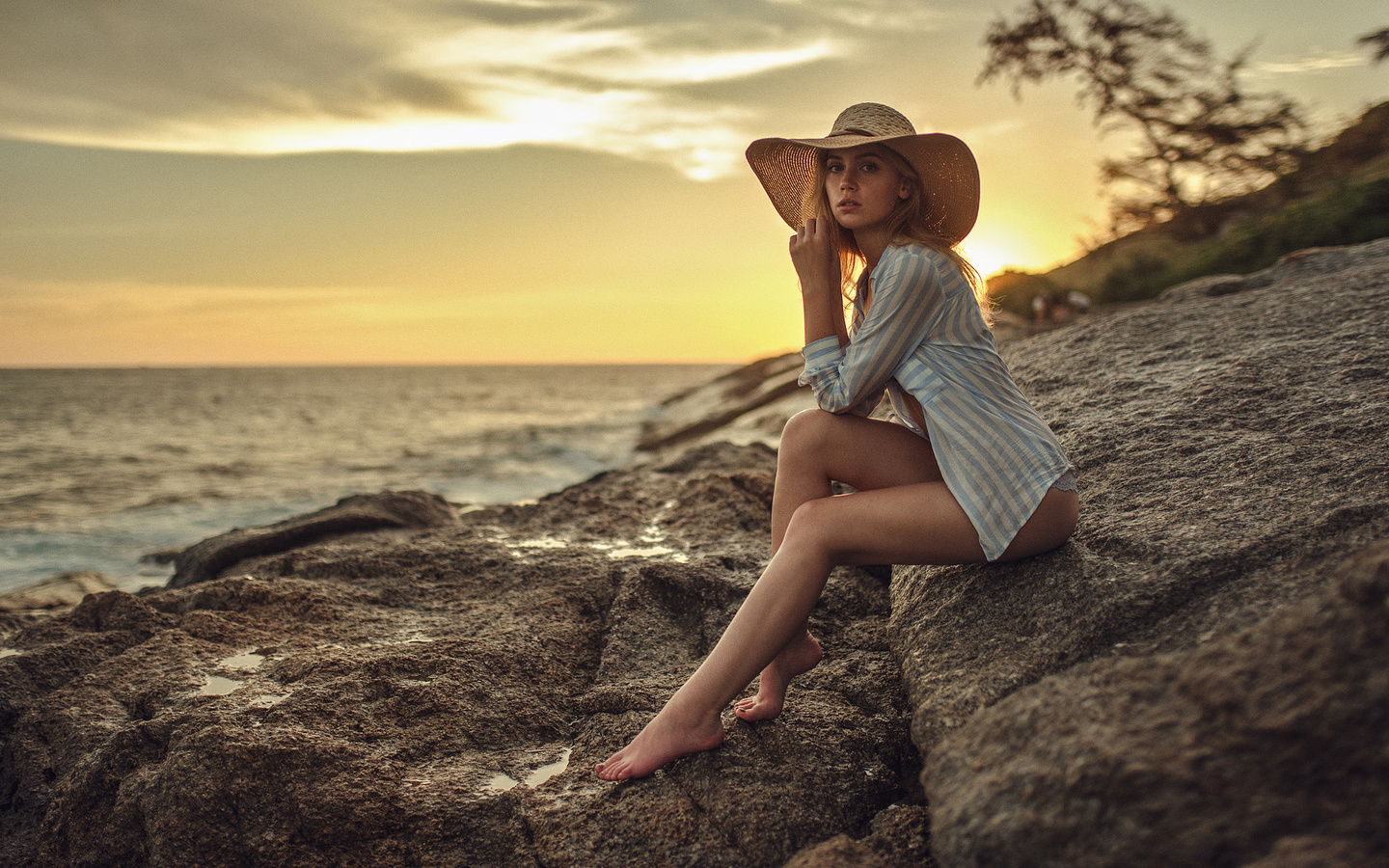 women, ksenia kokoreva, sunset, hat, shirt, sea, sitting, brunette, women outdoors, lingerie, blonde, depth of field