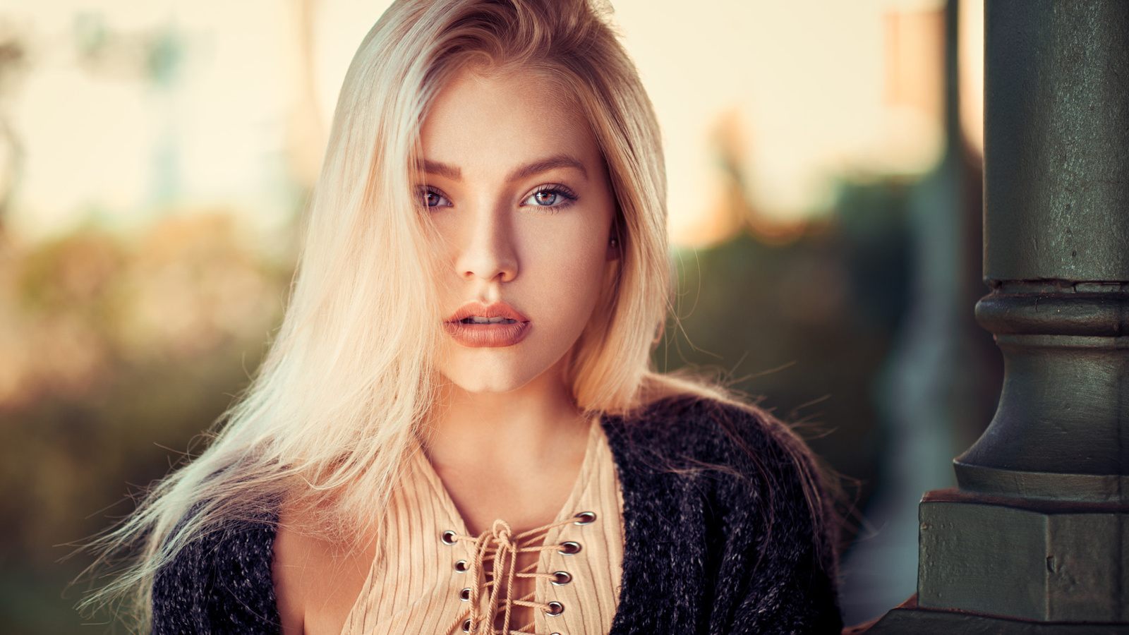 women, blonde, face, portrait, depth of field, lods franck