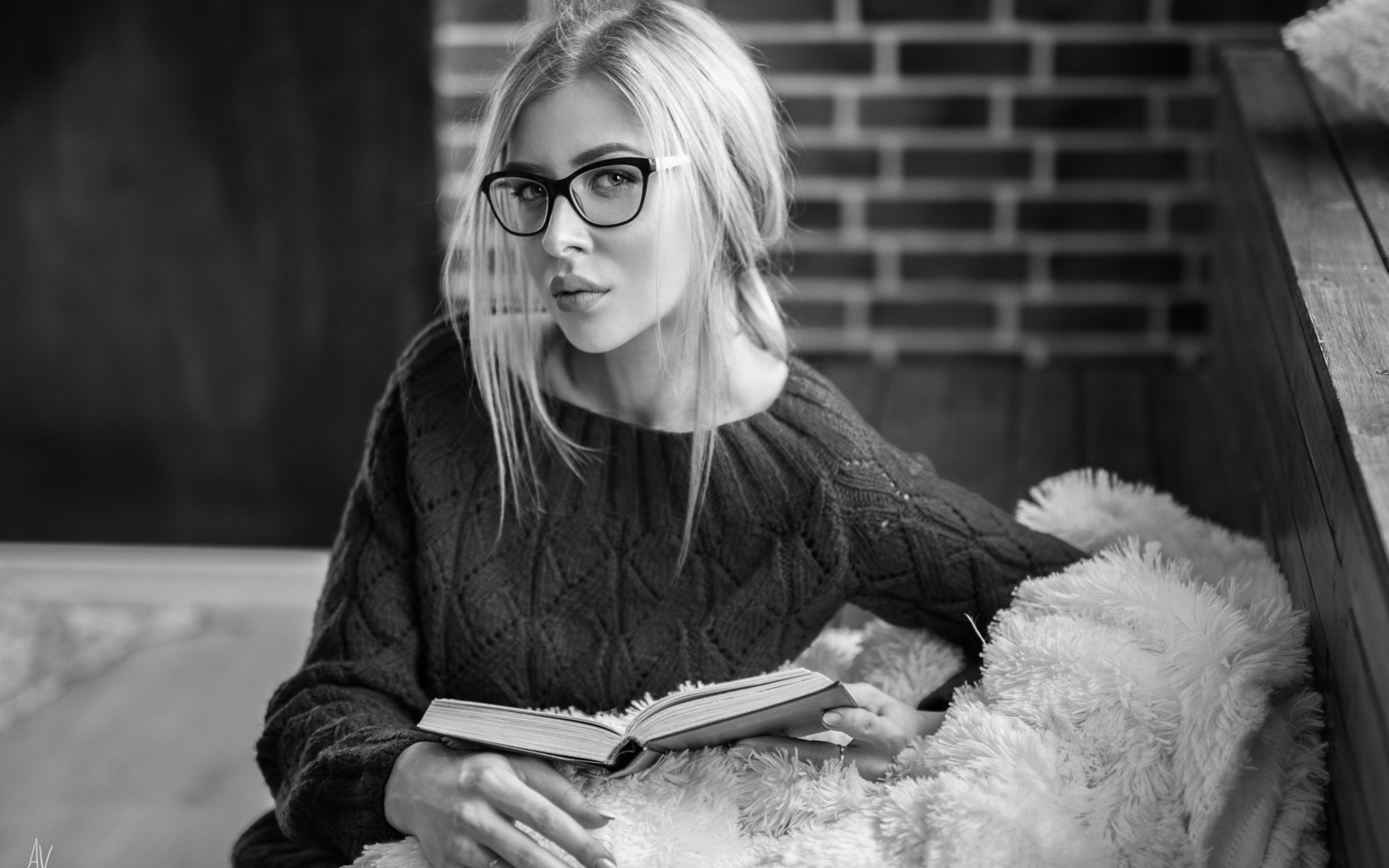 women, monochrome, women with glasses, portrait, bricks, face, books