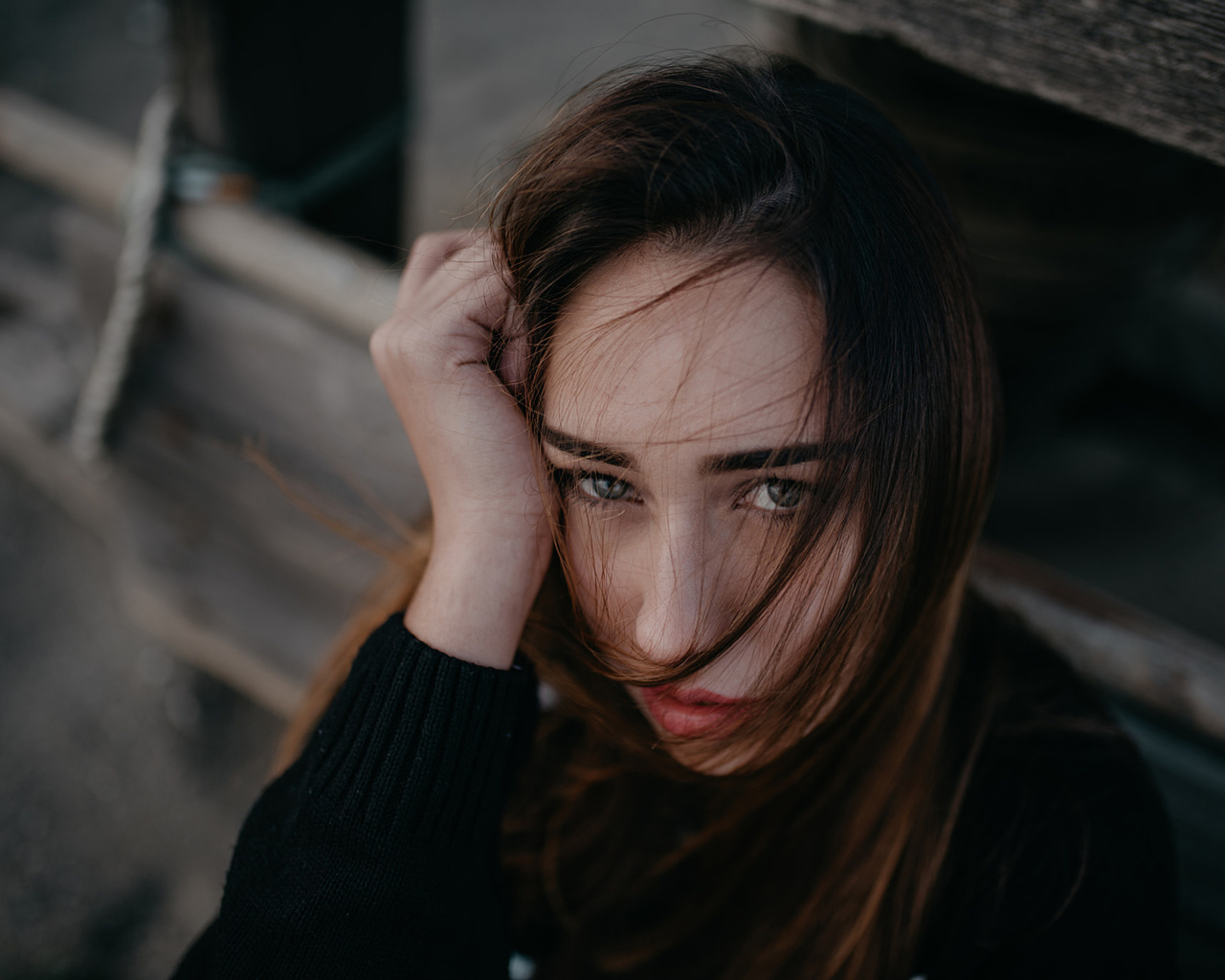 women, face, portrait, red lipstick, hair in face, depth of field