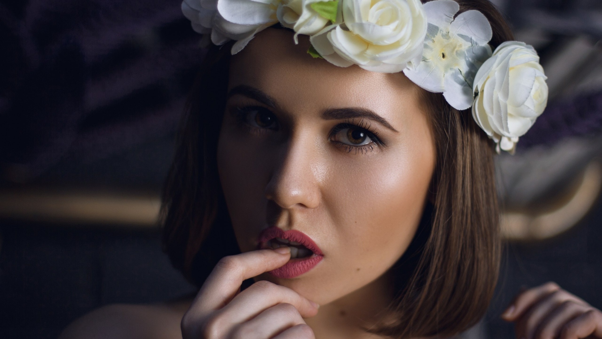 women, crown, flowers, face, portrait, bricks, finger on lips