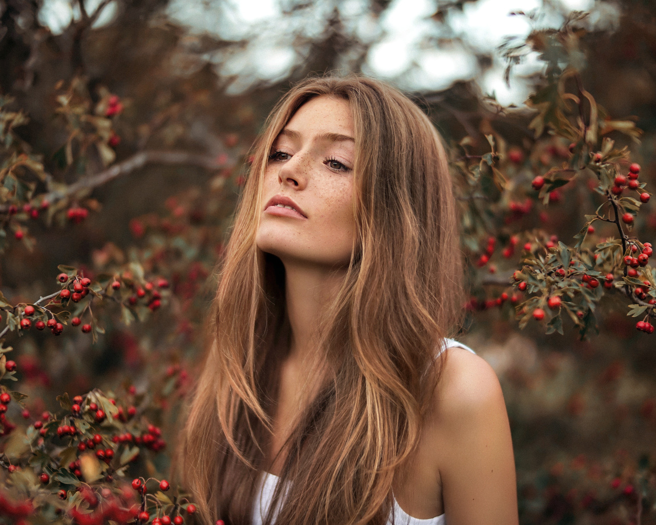 women, martin kuhn, face, portrait, women outdoors, freckles, blonde