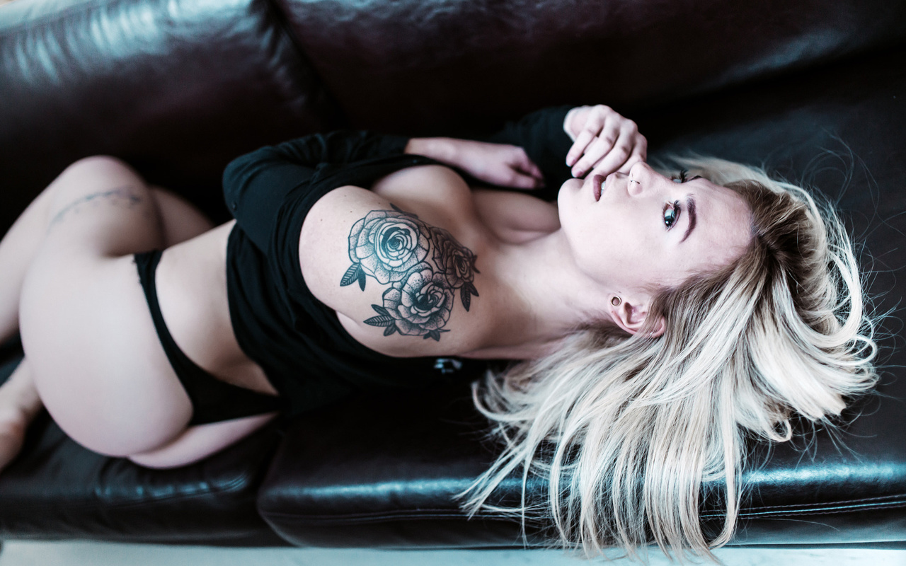 women, blonde, ass, tattoo, couch, black panties, nose rings