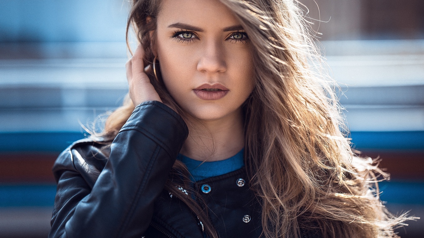 model, anatoly oskin, green eyes, t-shirt, open mouth, wavy hair, leather jackets, brunette, photographer, girl, fac