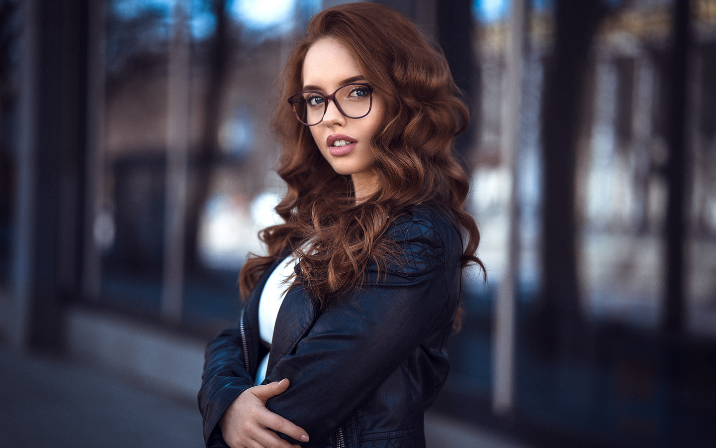 women, portrait, pink lipstick, leather jackets, women with glasses