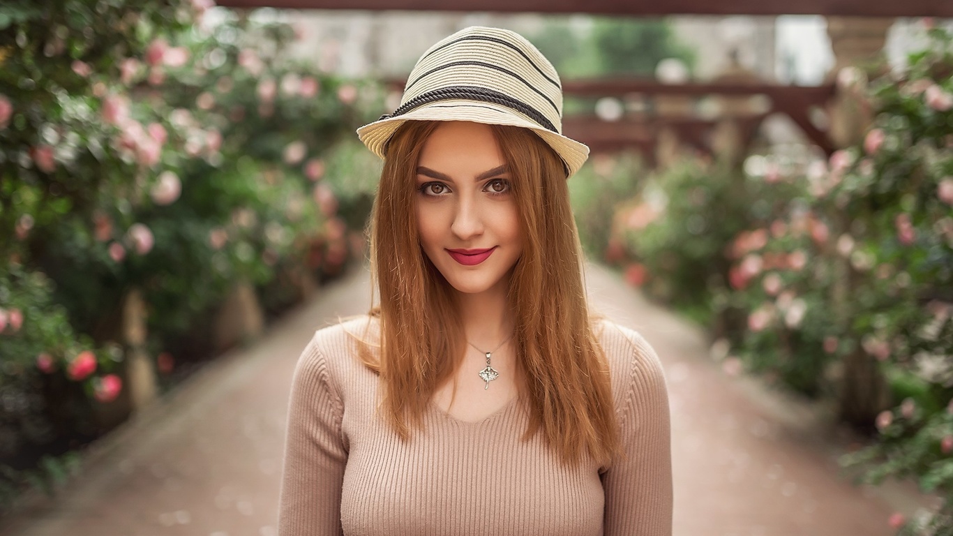 women, portrait, hat, kristina kardava, smiling, women outdoors, necklace, depth of field