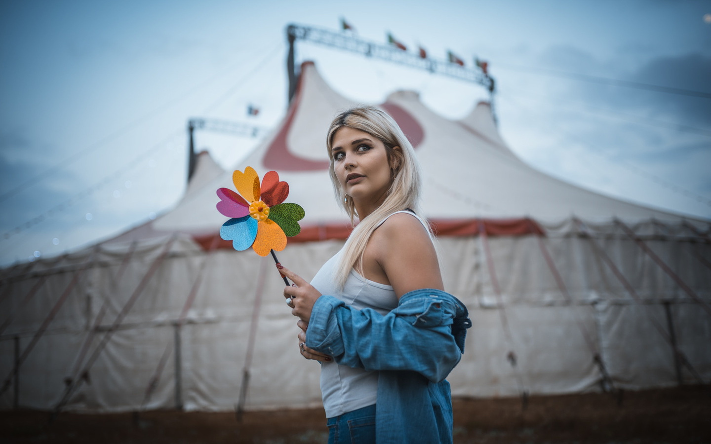 women, blonde, portrait, circus, women outdoors, denim, red nails