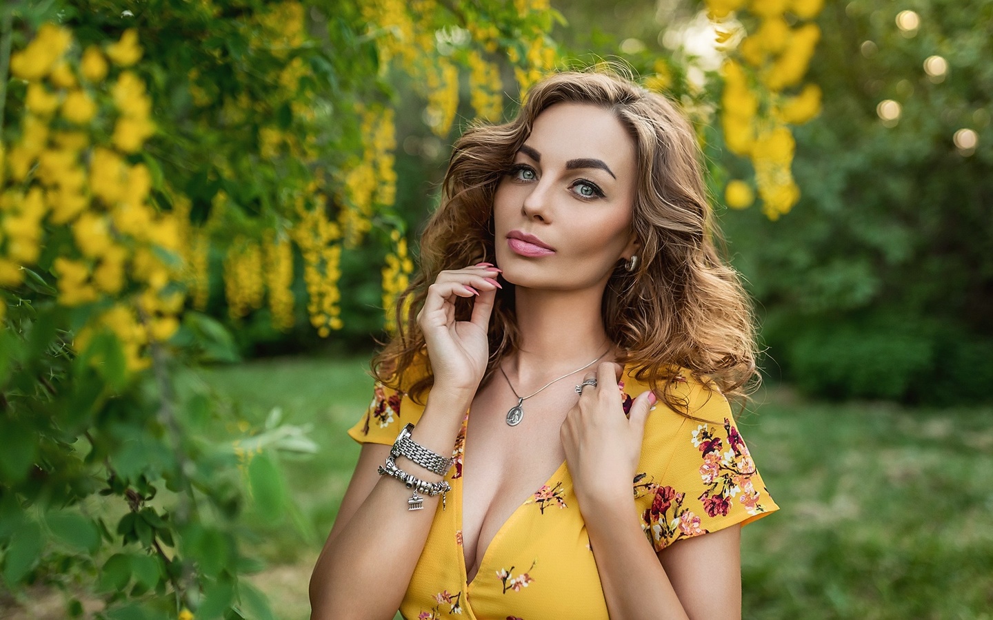 women, blonde, portrait, necklace, women outdoors, pink lipstick, pink nails, yellow dress, cleavage, depth of field