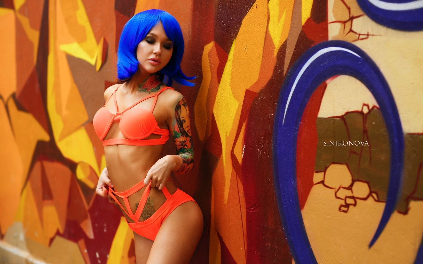 women, wig, blue hair, svetlana nikonova, swimwear, tattoo, juicy lips, tanned