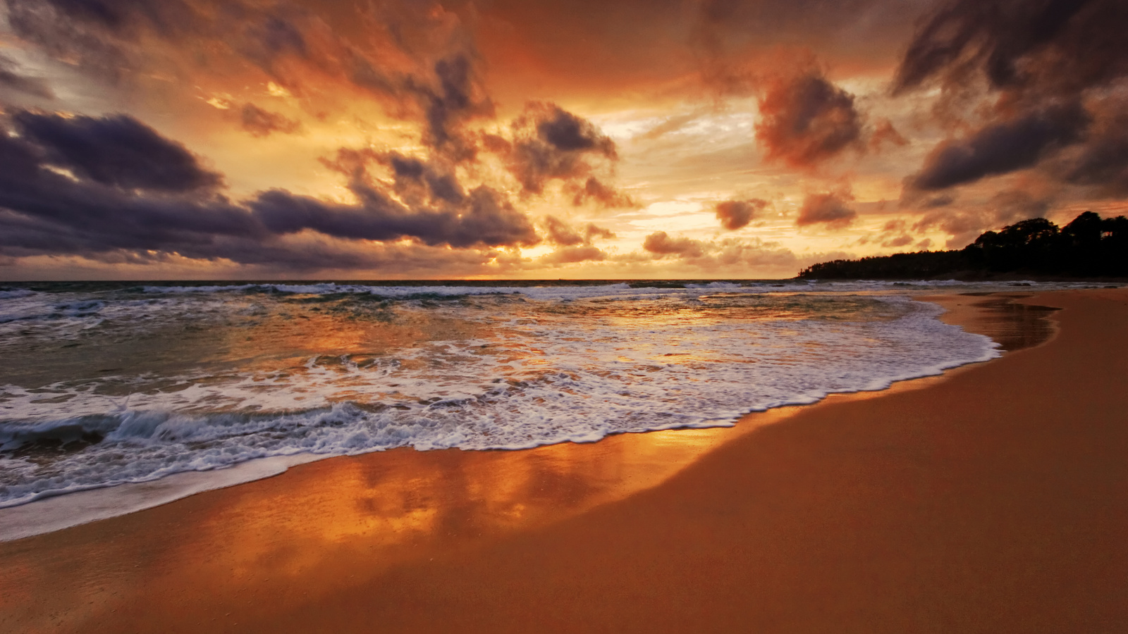 tide, wave, coast, beach, foam, sand, sea, water, the ocean, clouds, the sky, horizon, landscape