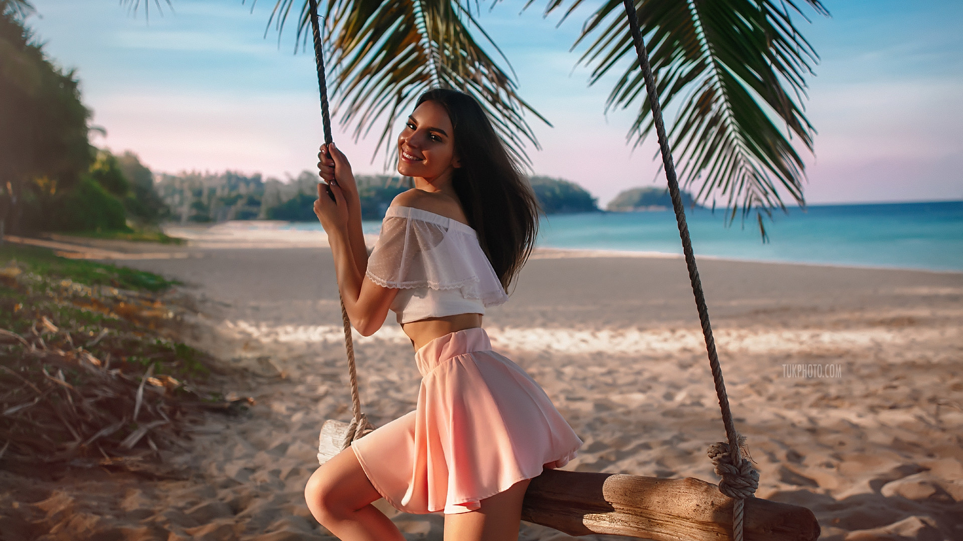 galina dubenenko, women, beach, sand, women outdoors, portrait, skirt, sea, tanned, bare shoulders, smiling