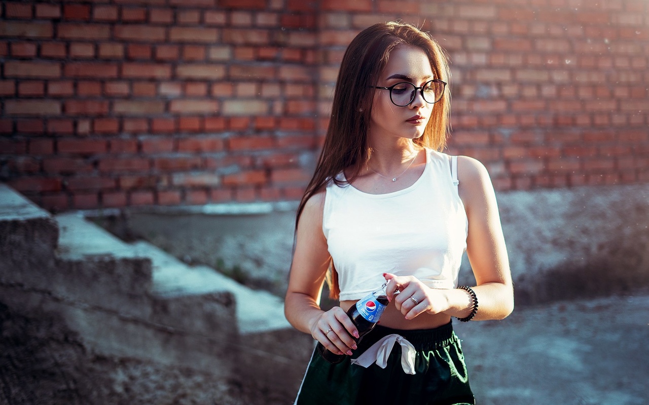 women, portrait, bottles, pepsi, women with glasses, women outdoors, pink nails, stairs, wall, bricks, necklace