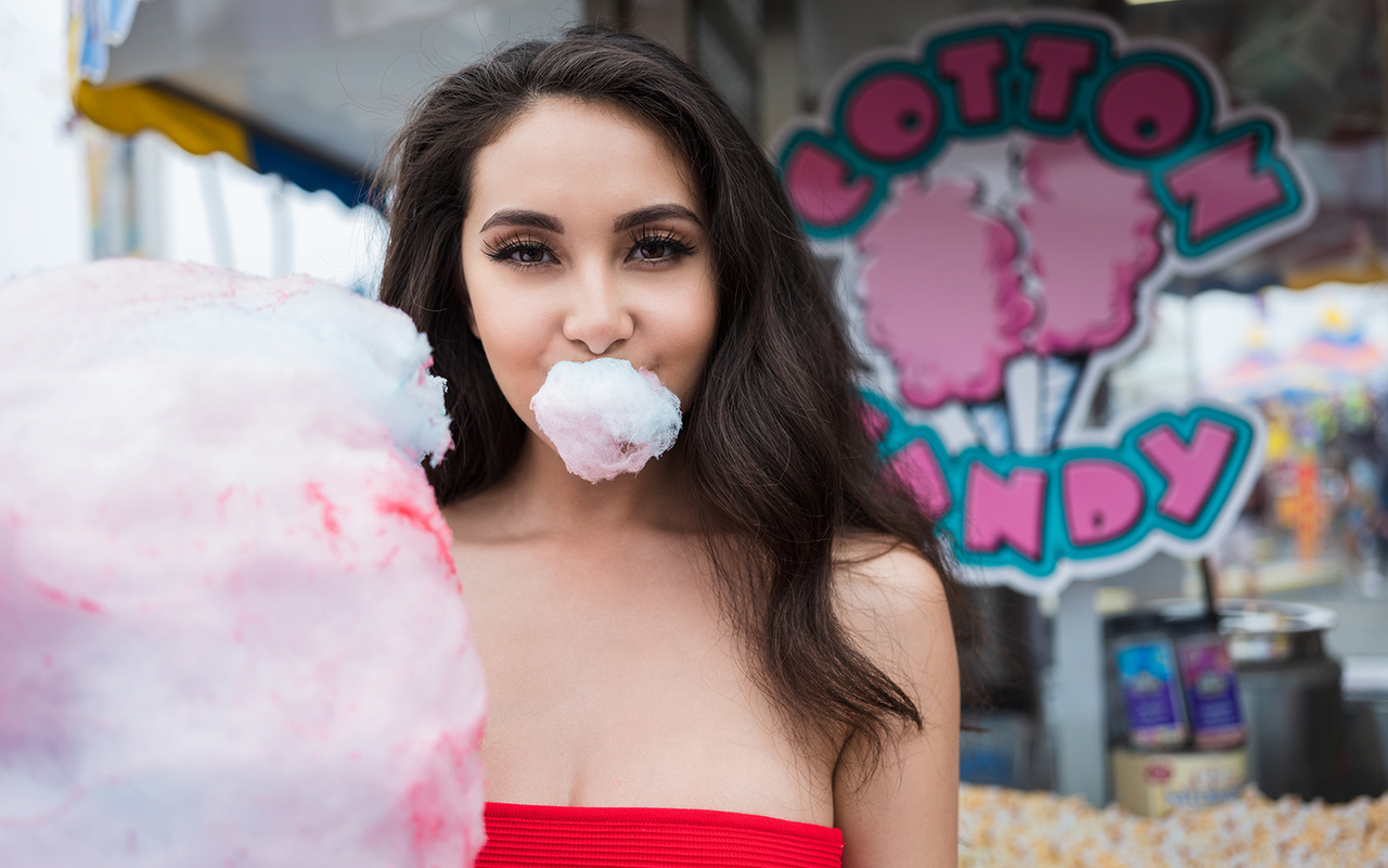 women, portrait, cotton candy, face, brunette, bare shoulders, smiling, popcorn, fair