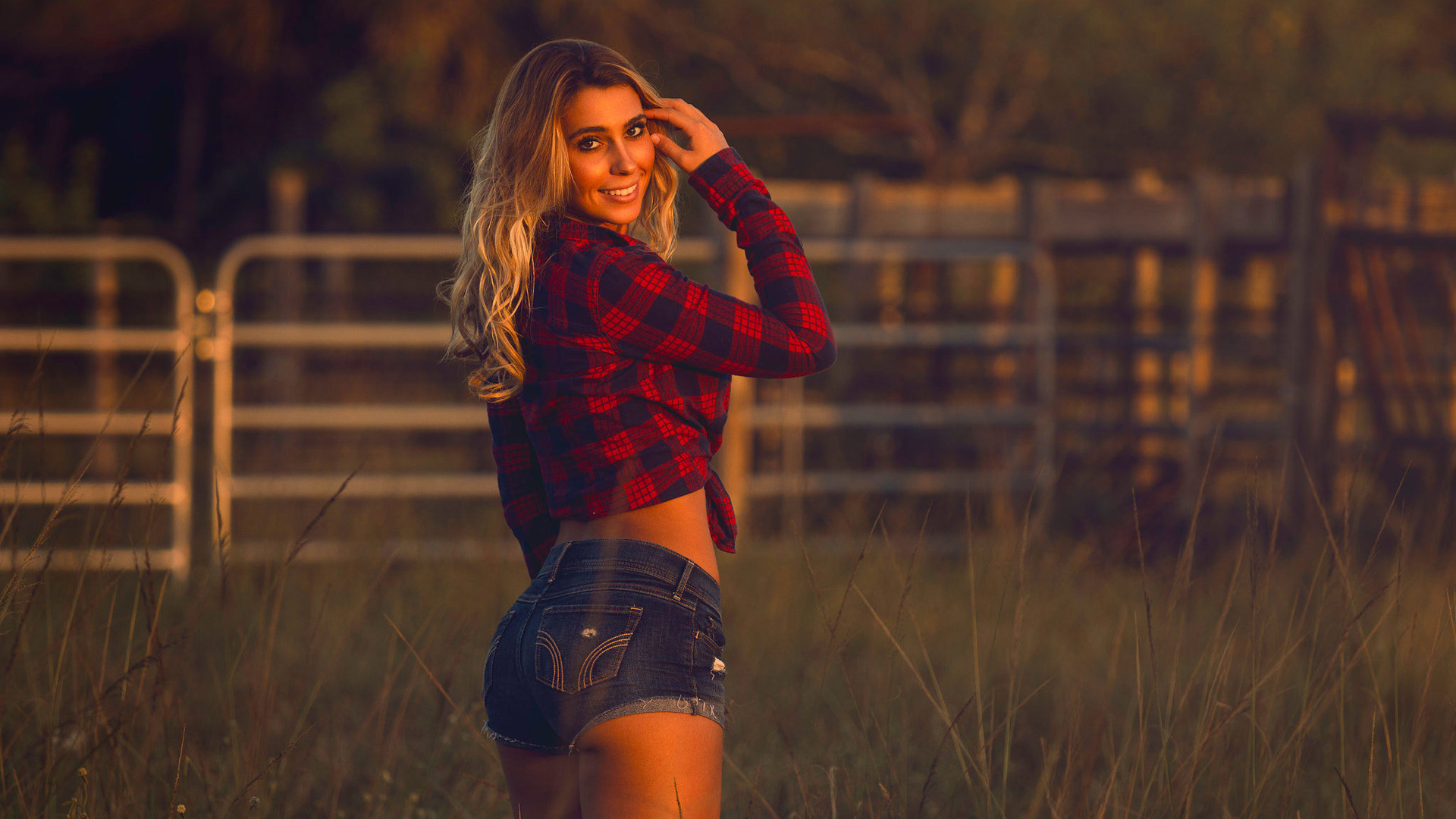 women, blonde, portrait, tanned, jean shorts, smiling, plaid shirt, women outdoors, ass, anthony alaimo