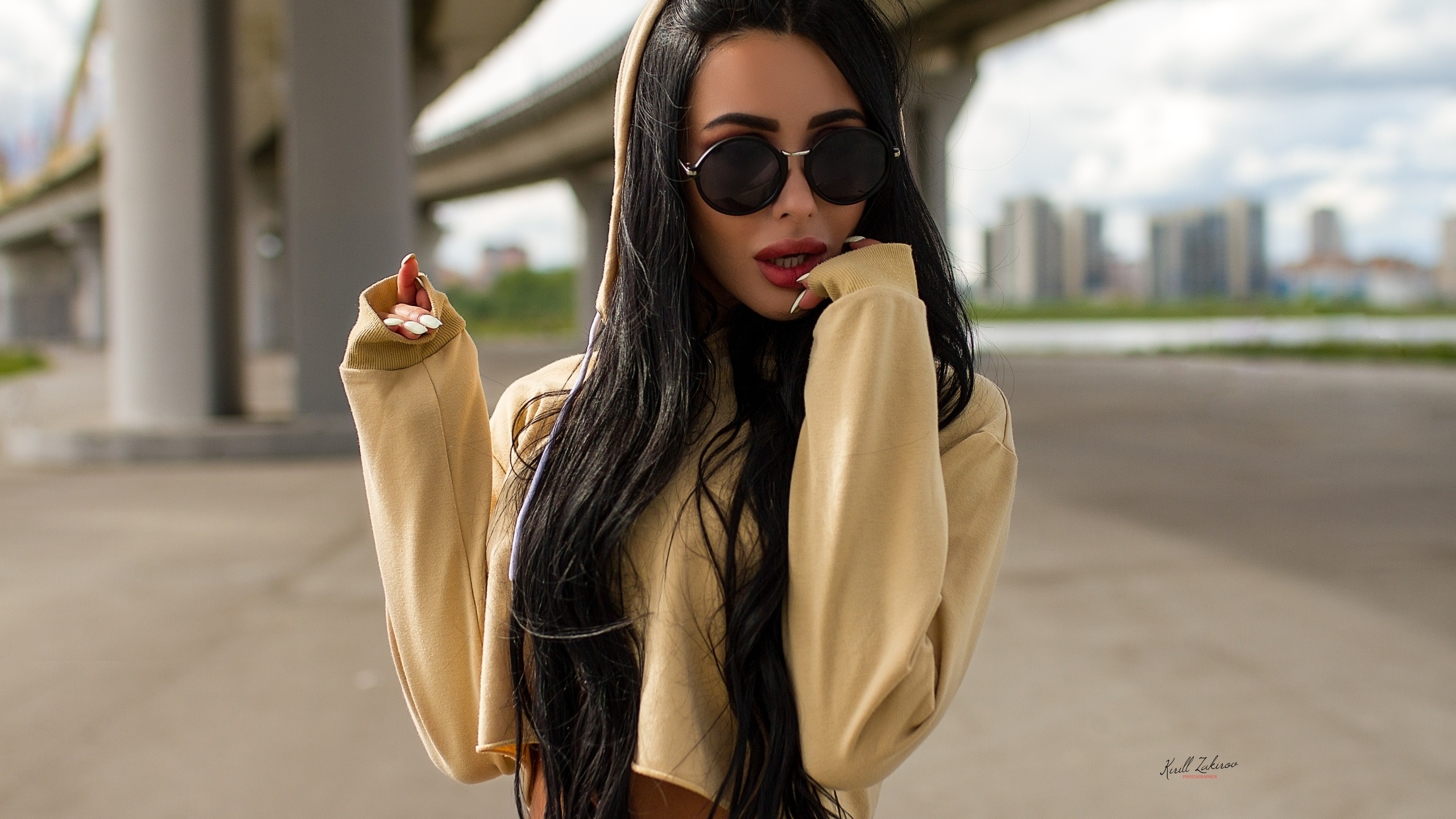 women, portrait, sunglasses, bridge, long hair, hoods, white nails, women outdoors,   ,kirill zakirov