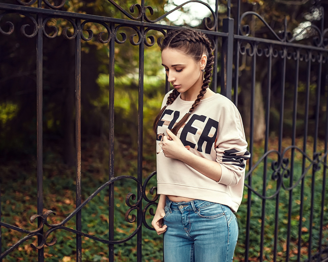 women, pigtails, jeans, portrait, women outdoors, trees