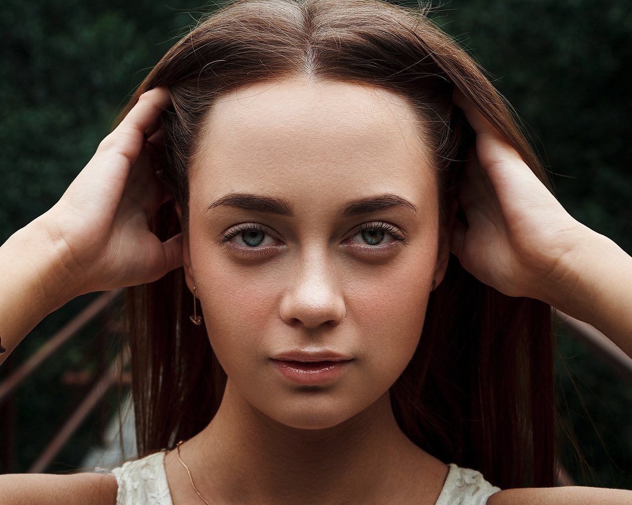 women, portrait, bridge, women outdoors, blue eyes, face