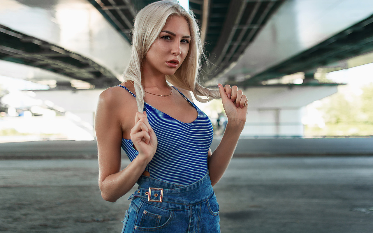 women, blonde, eyeliner, portrait, denim