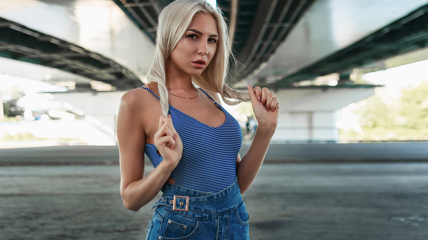 women, blonde, eyeliner, portrait, denim