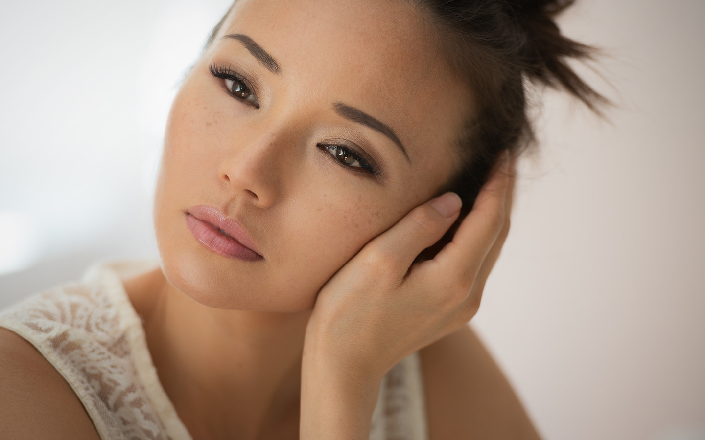 women, mark prinz, portrait, freckles, pink lipstick